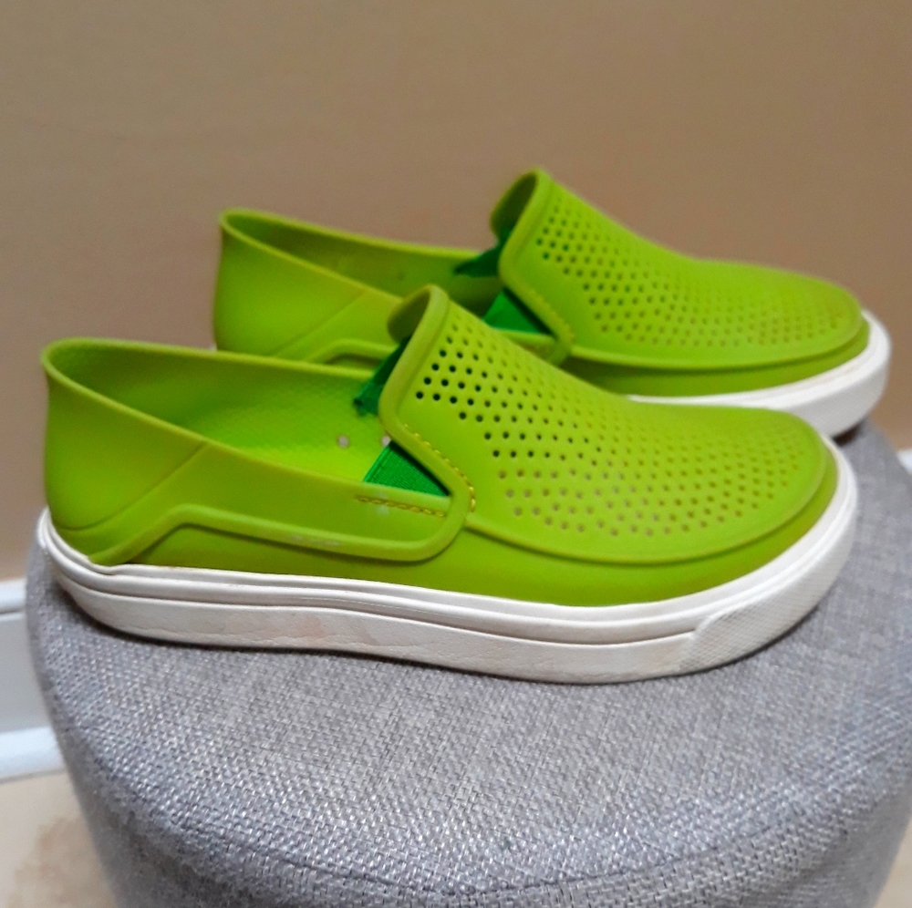 Kids Crocs CitiLane Roka Slip-Ons